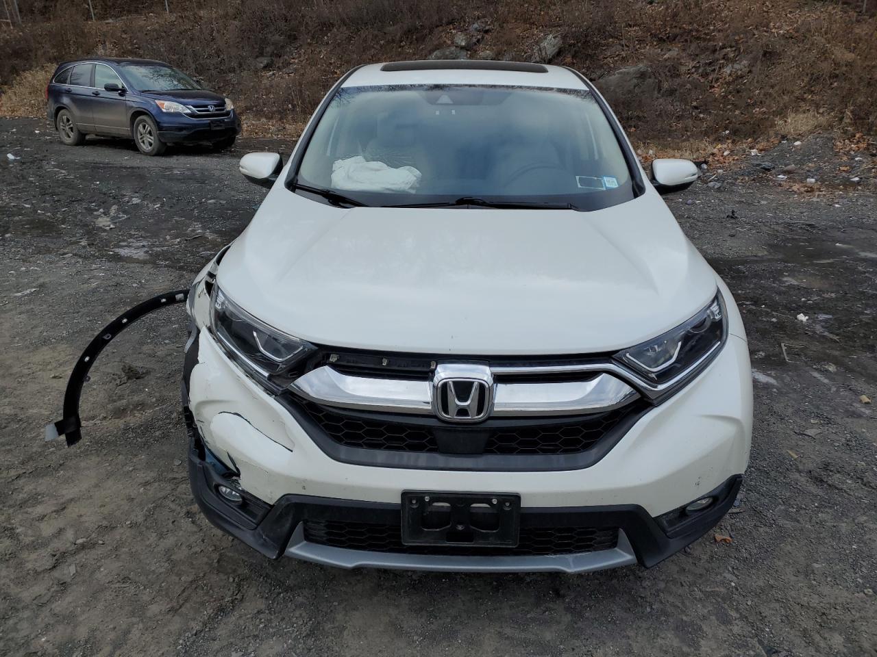 VIN 2HKRW2H83JH649548 2018 HONDA CRV no.5