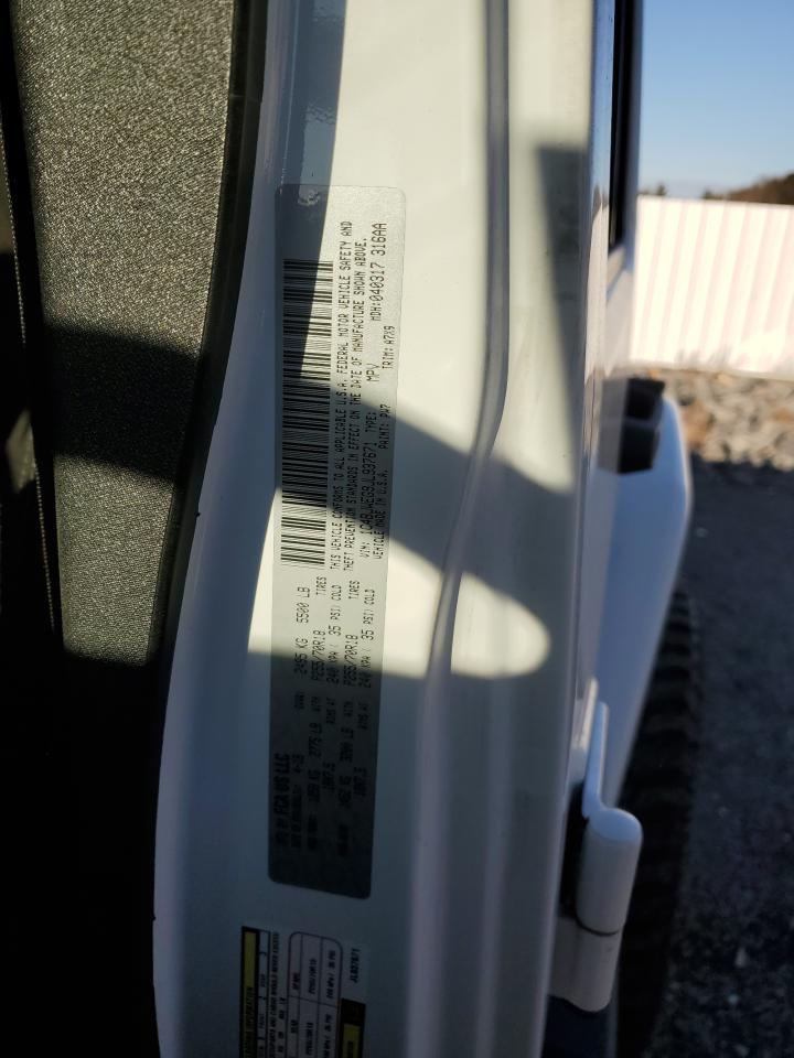 2018 Jeep Wrangler - Image 12