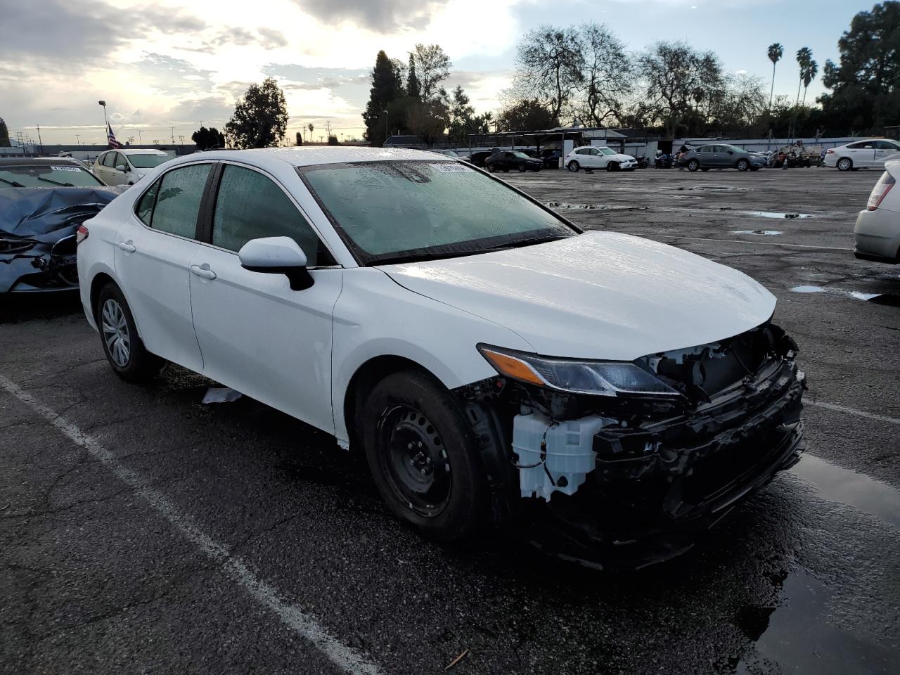 2023 Toyota Camry - Image 4