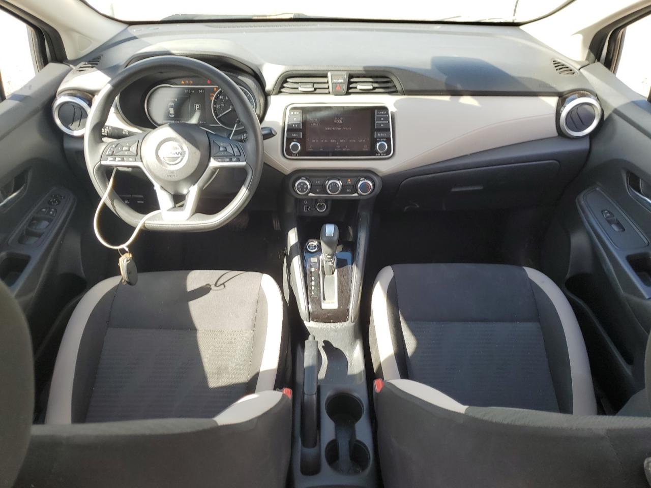 2021 Nissan Versa - Image 8