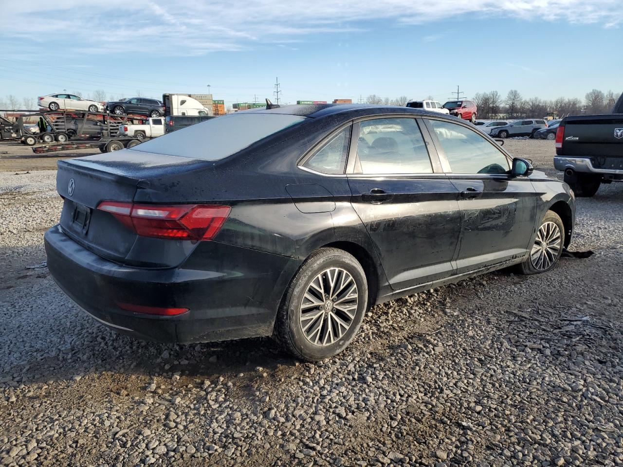 2021 Volkswagen Jetta - Image 3