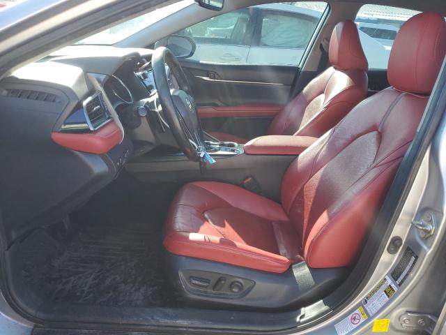  TOYOTA CAMRY 2019 Серебристый