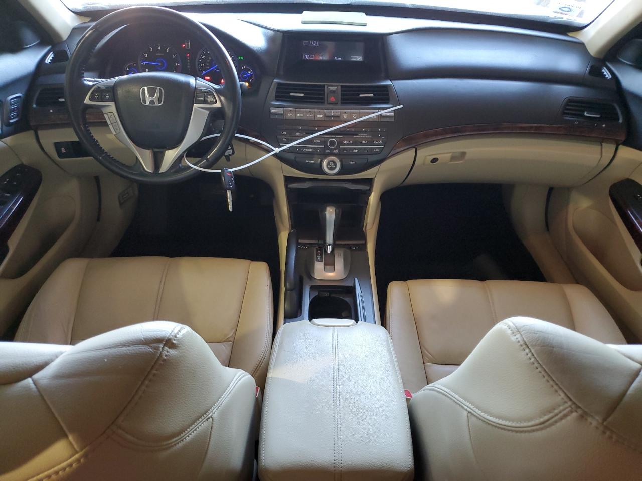 2010 Honda Accord - Image 8