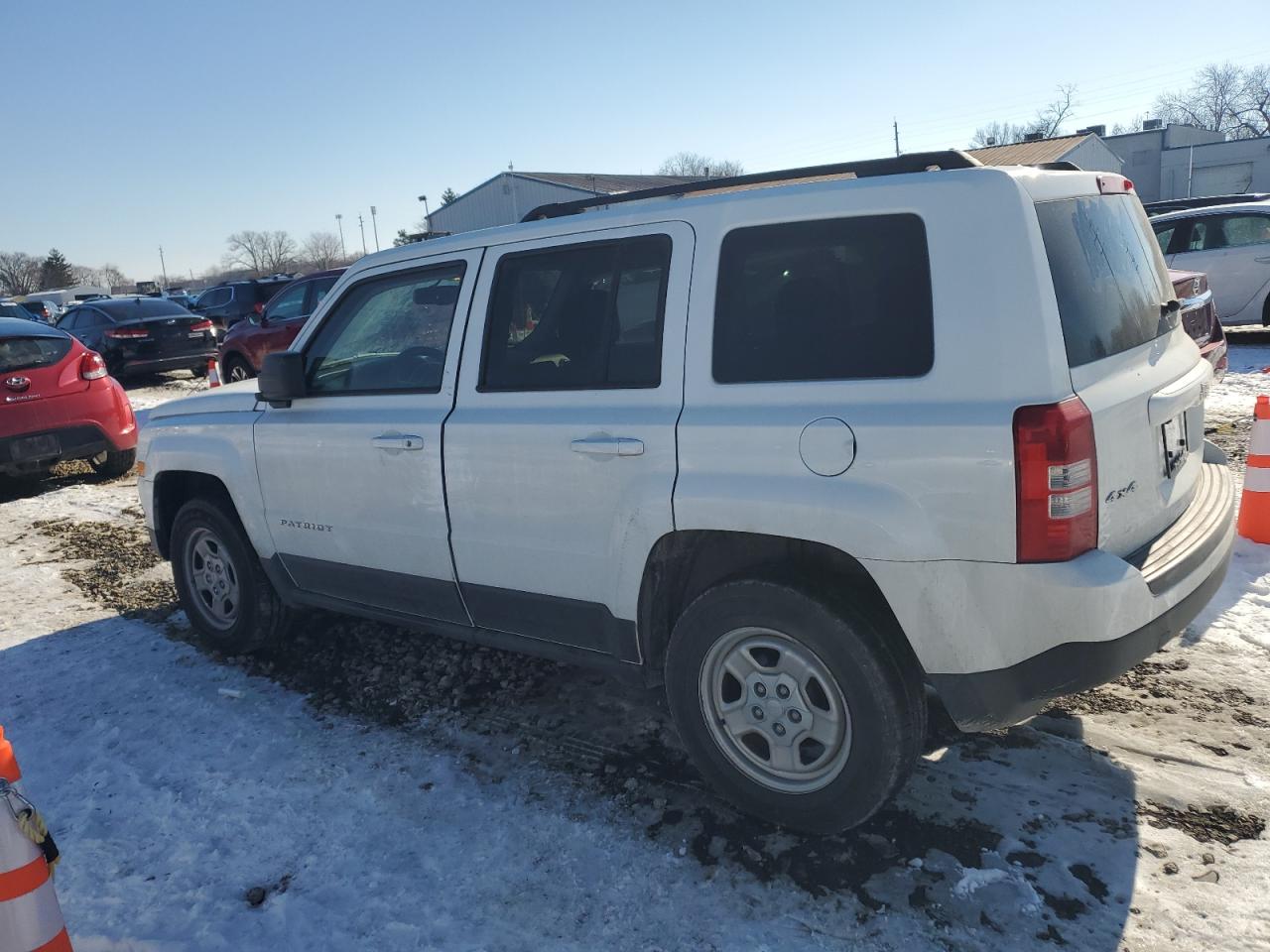 2017 Jeep Liberty (Patriot) - Image 2