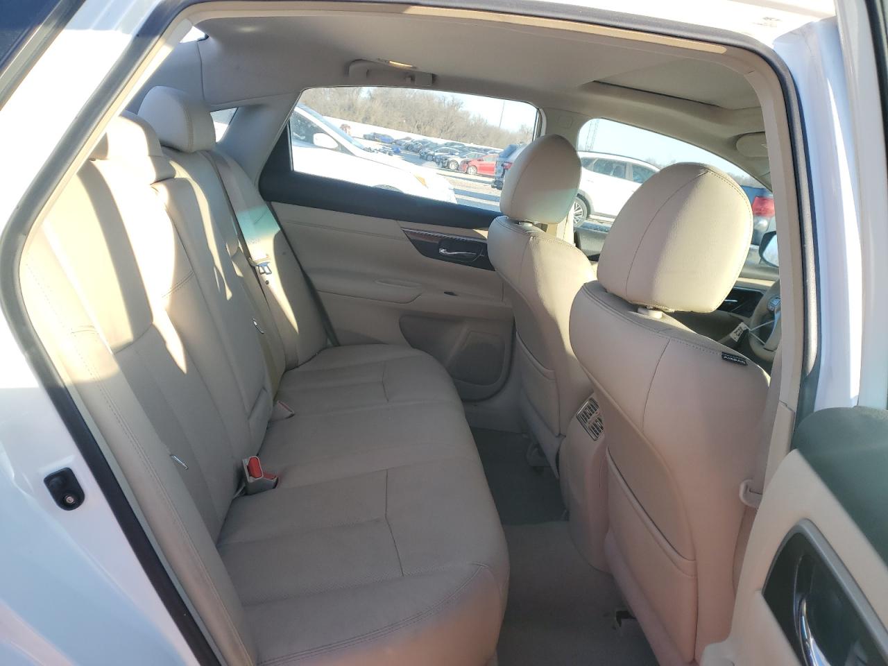 2013 Nissan Altima - Image 10