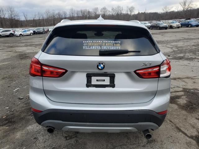  BMW X1 2017 Srebrny