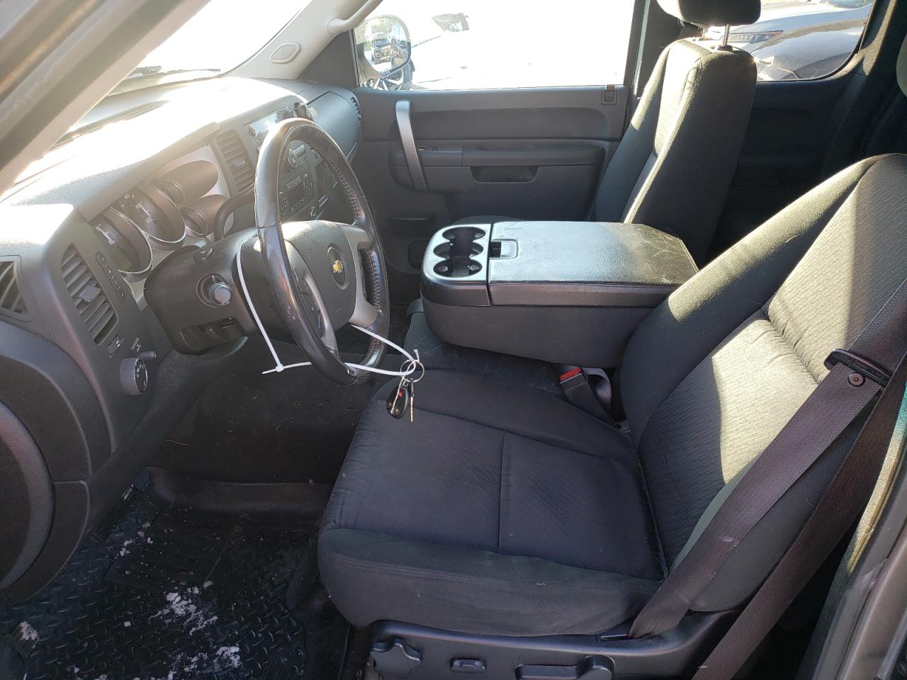 2012 Chevrolet Silverado - Image 7