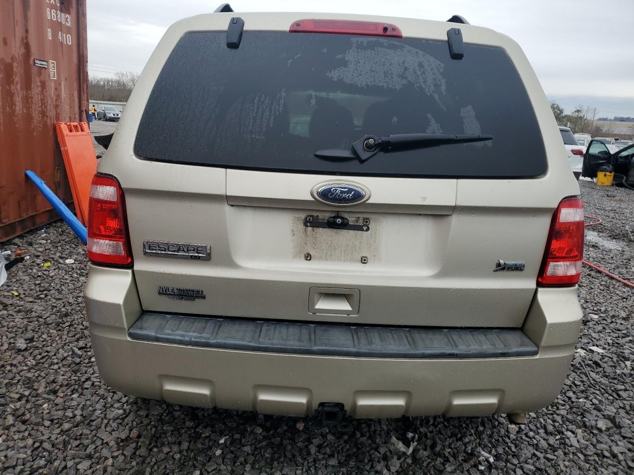 2010 Ford Escape - Image 6