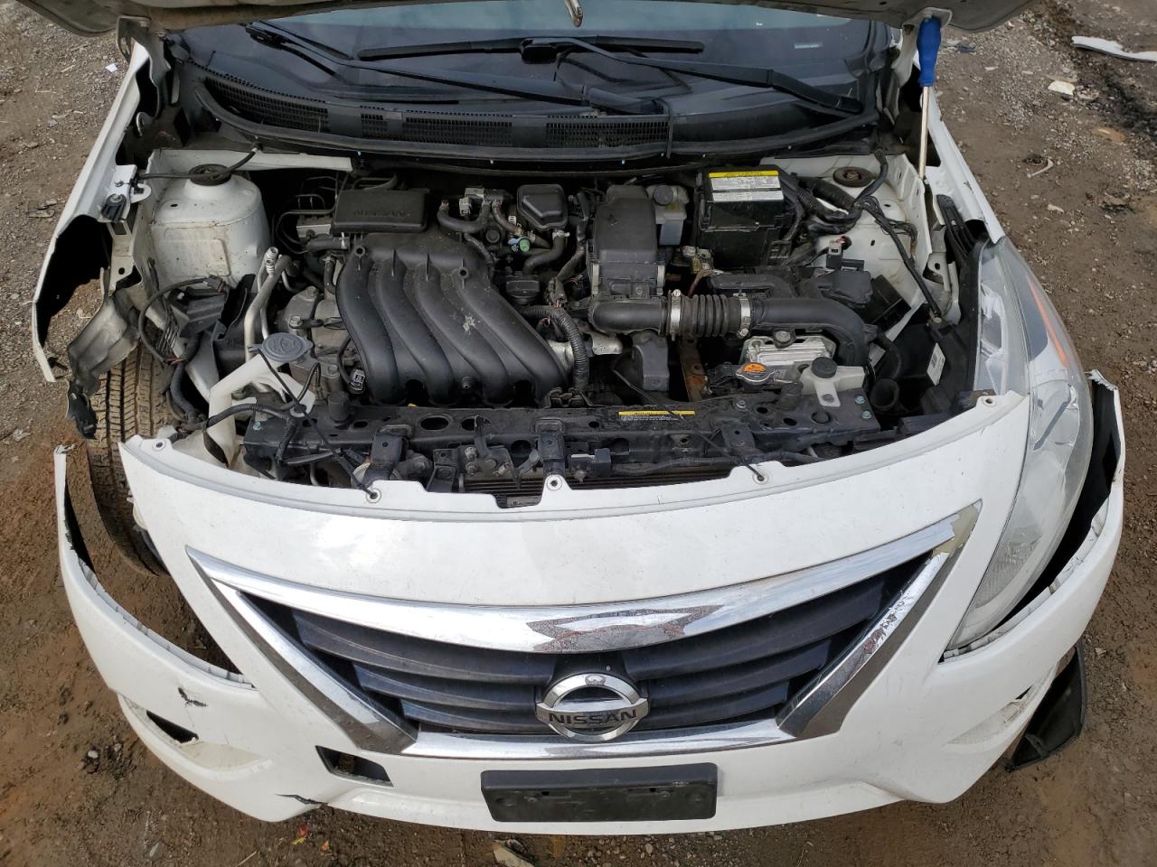 2018 Nissan Versa - Image 12