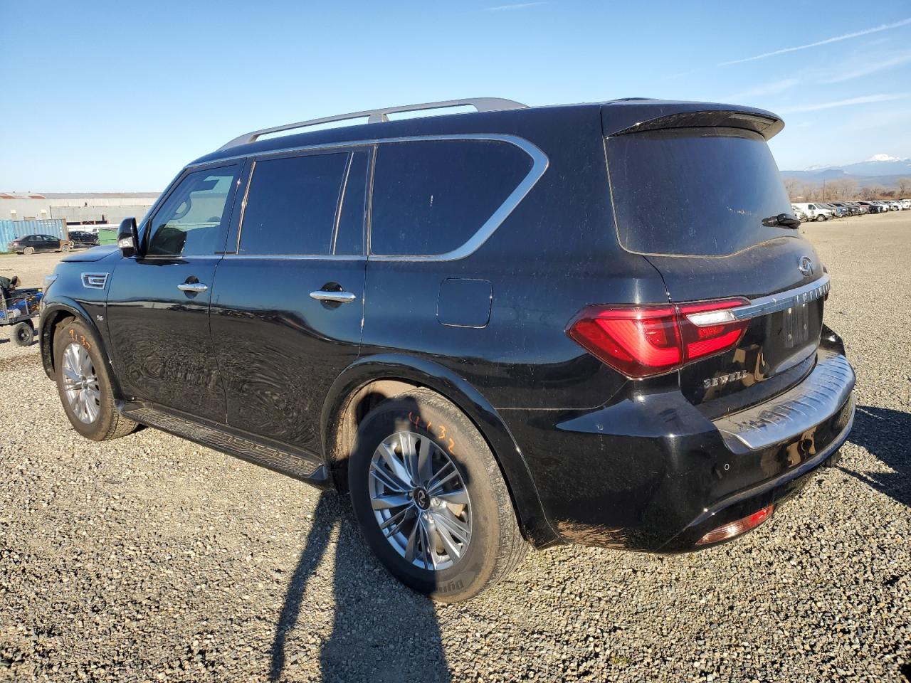 Infiniti QX80 LUXE 2019 фото - 2 Infiniti QX80 LUXE 2019