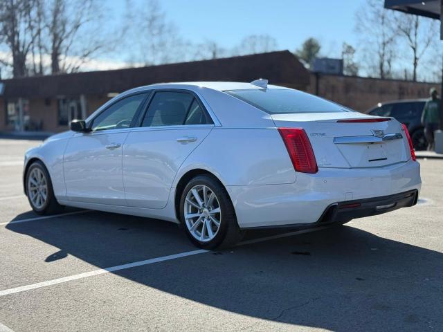 Sedans CADILLAC CTS 2017 Cream