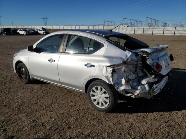  NISSAN VERSA 2016 Серебристый