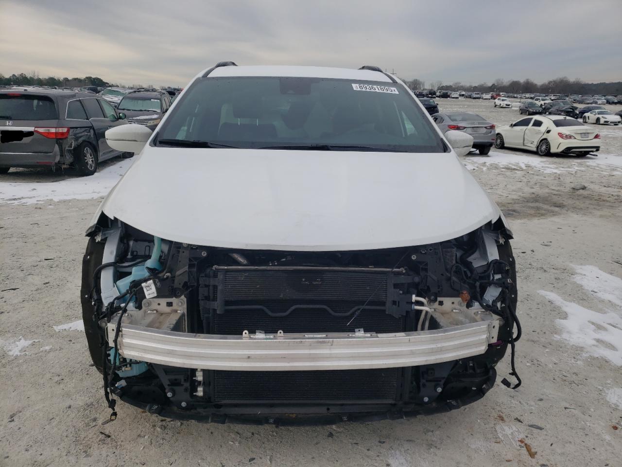 2022 Chrysler Pacifica - Image 5