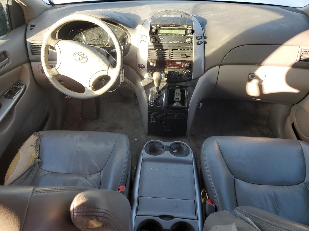 2006 Toyota Sienna - Image 8