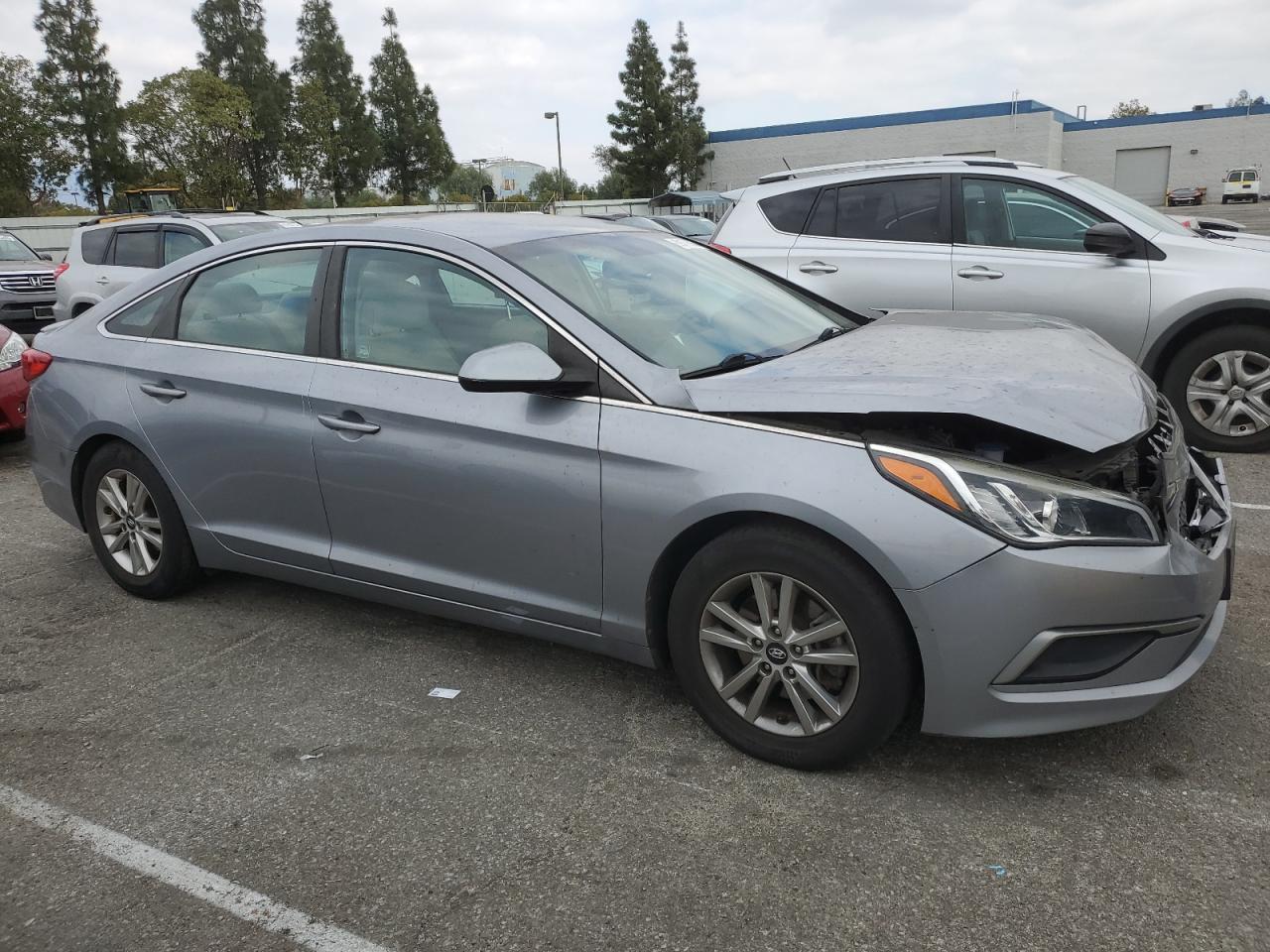 2017 Hyundai Sonata - Image 4