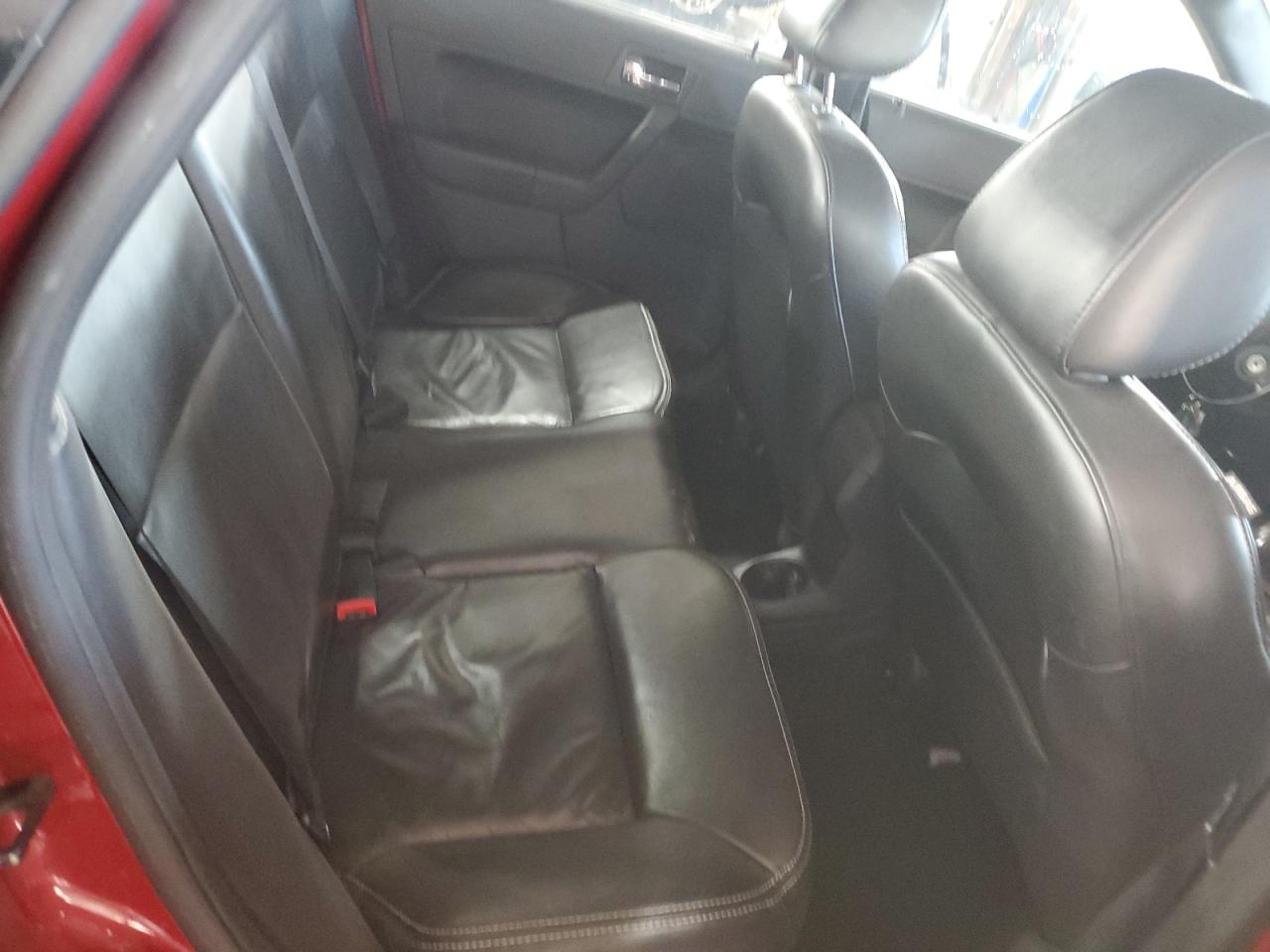 2010 Ford Focus - Image 10