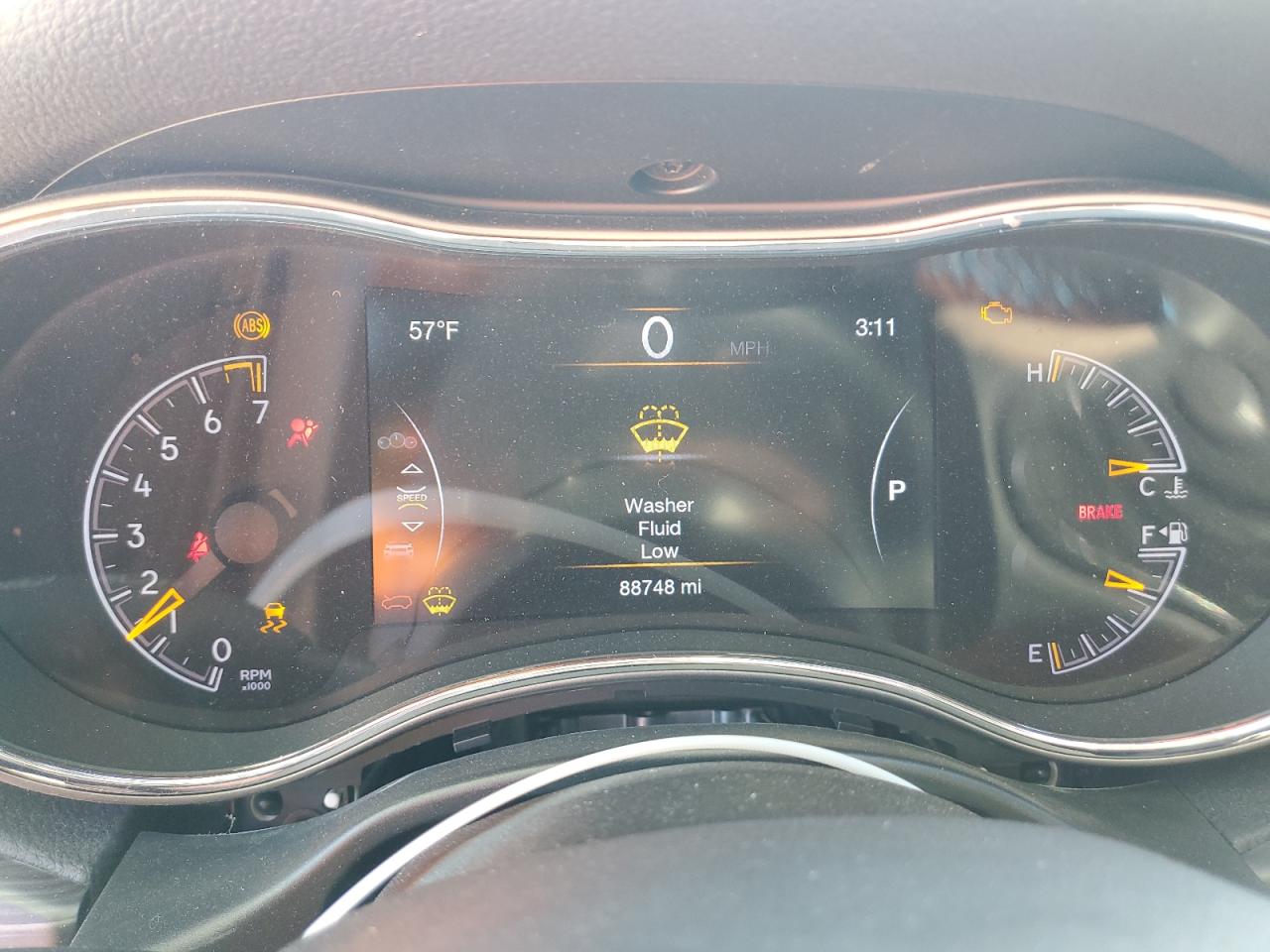 2020 Jeep Grand Cherokee - Image 9