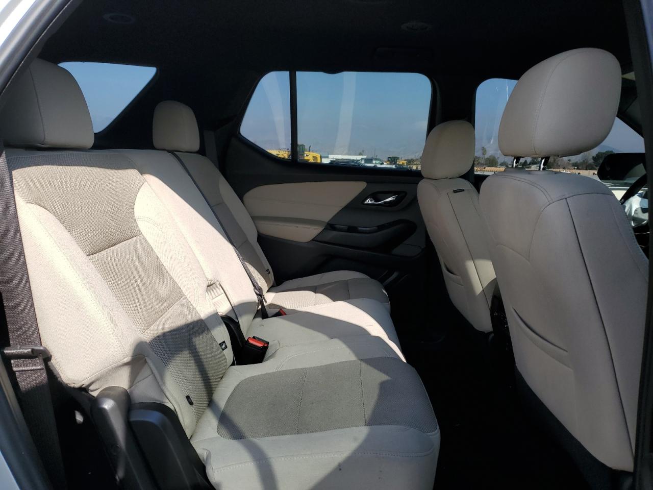2022 Chevrolet Traverse - Image 11