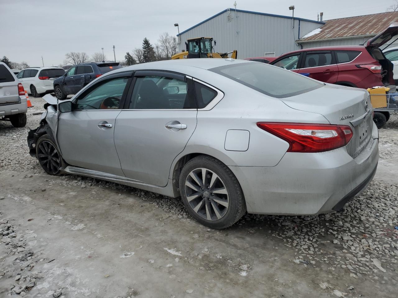 2017 Nissan Altima - Image 2