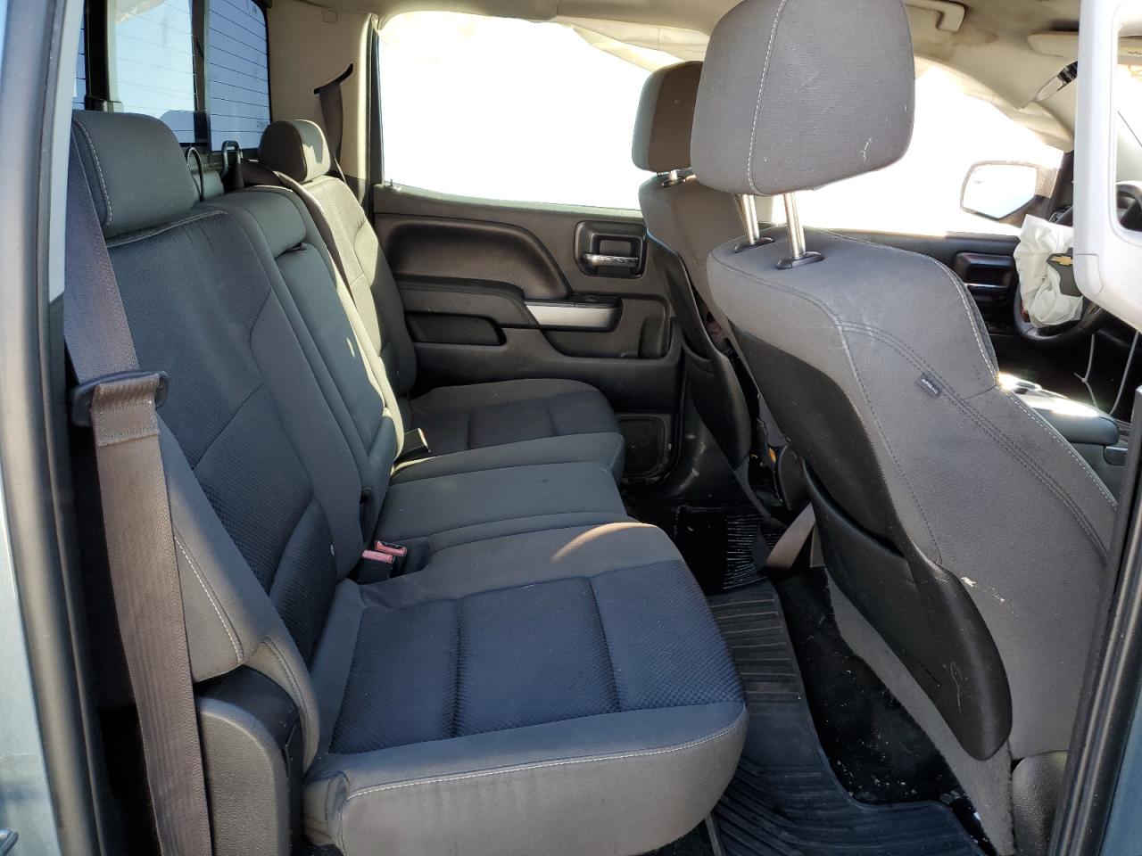 2014 Chevrolet Silverado - Image 10