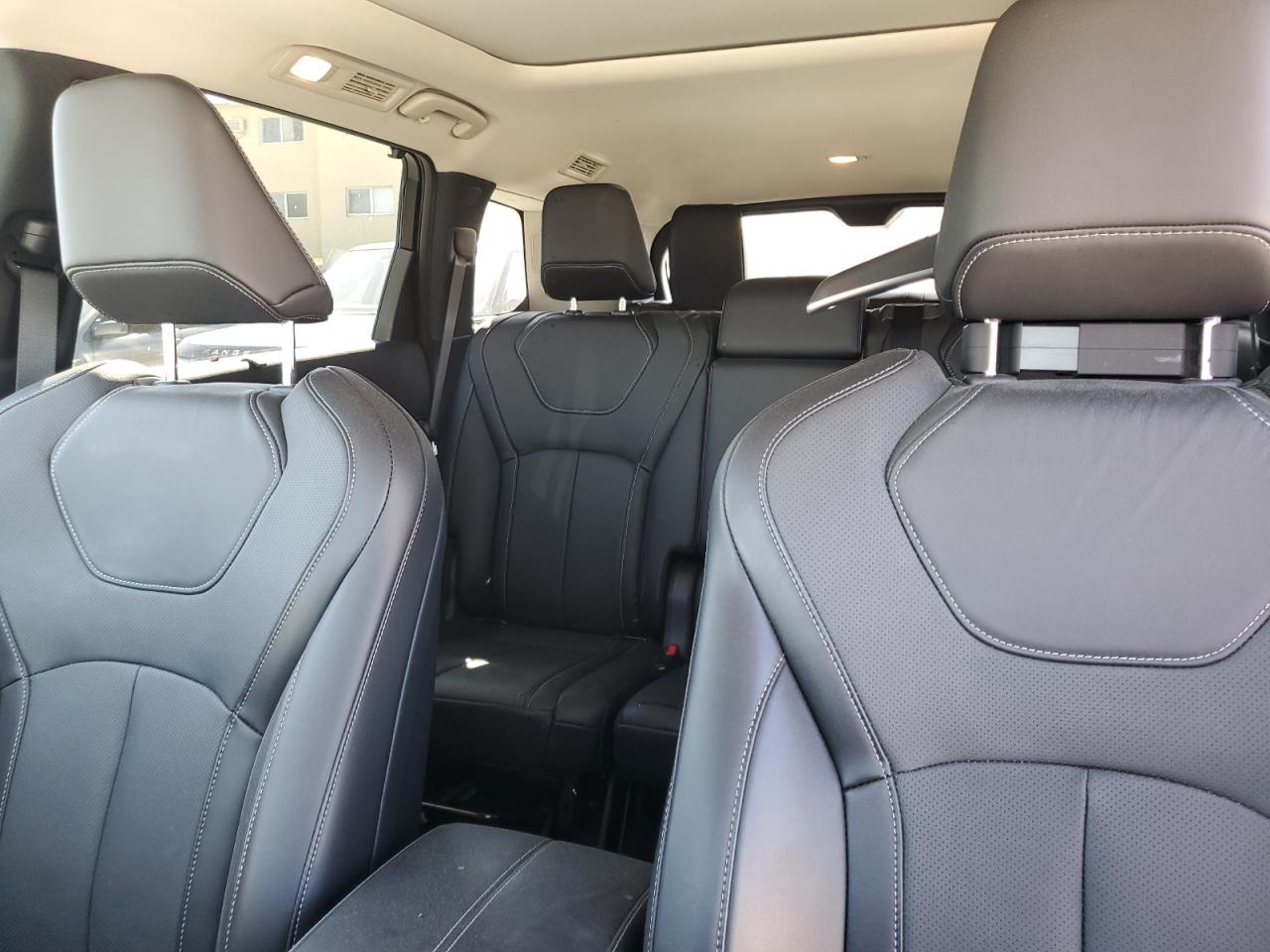 2024 Infiniti QX60 - Image 10