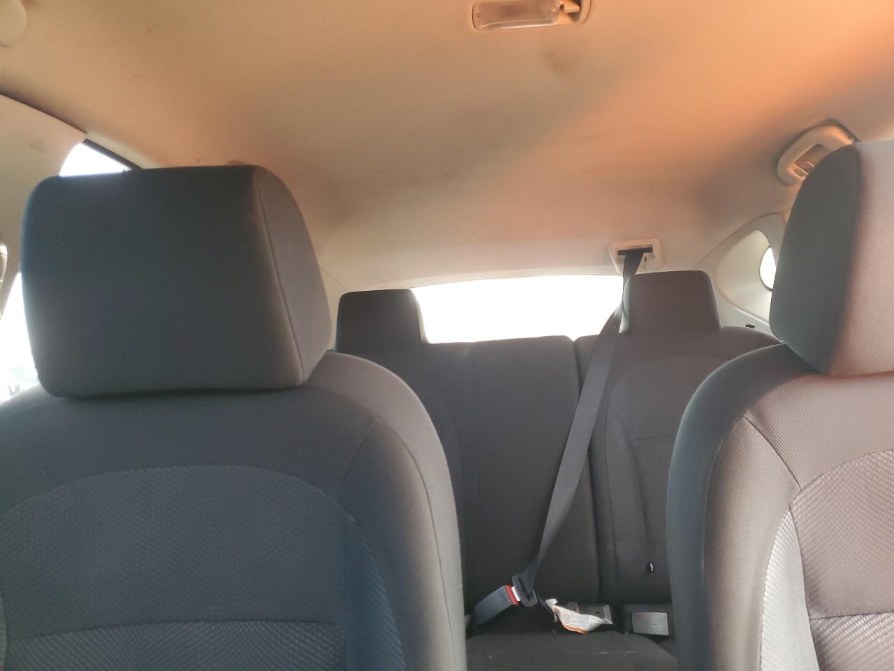 2015 Nissan Rogue - Image 10