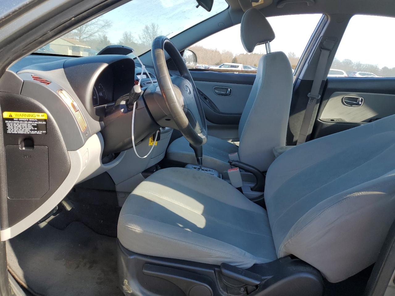 2010 Hyundai Elantra - Image 7