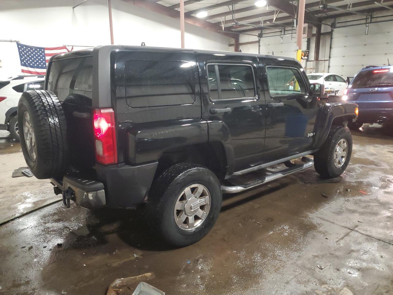 2006 Hummer H3 - Image 3