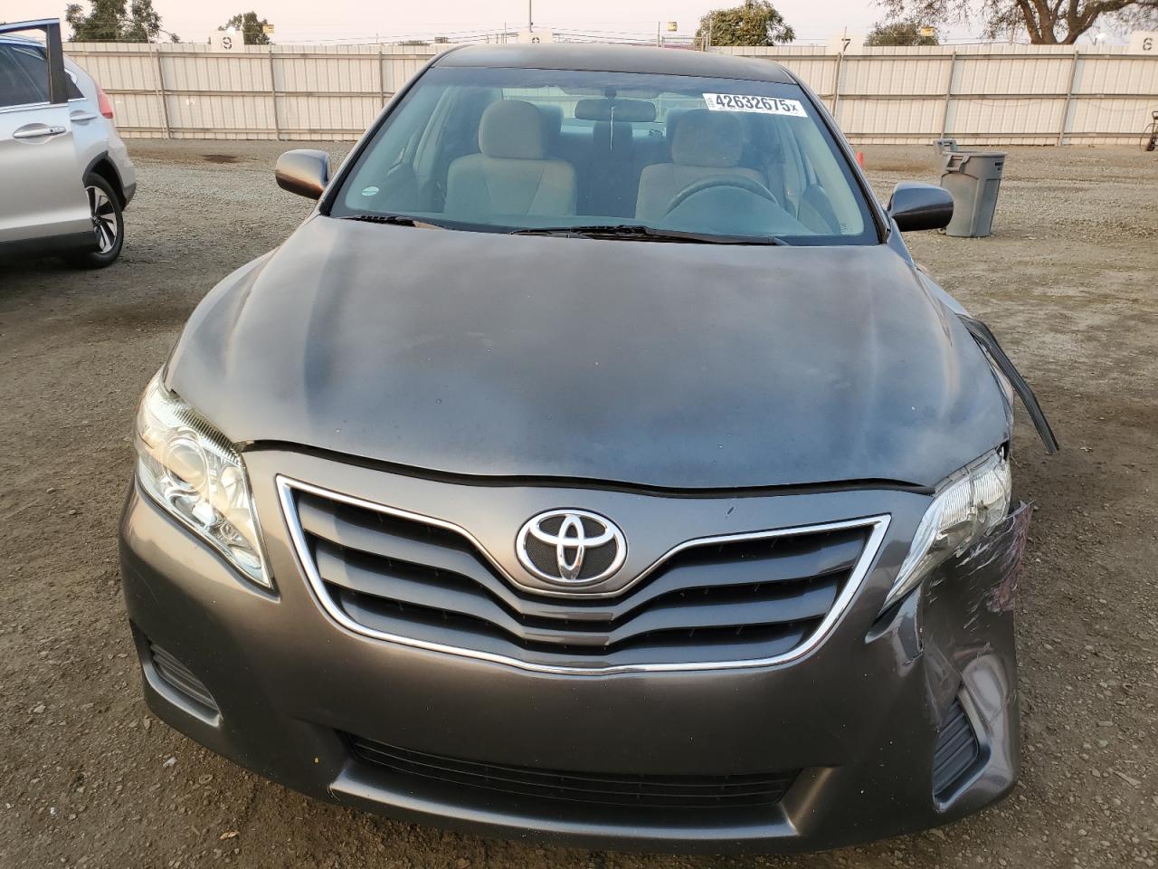 2011 Toyota Camry - Image 5
