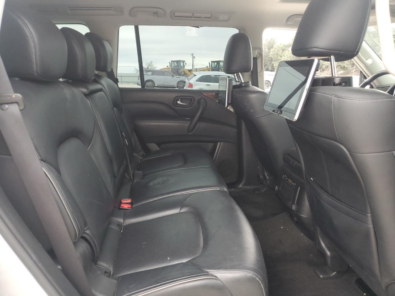 2020 Infiniti QX80 - Image 11