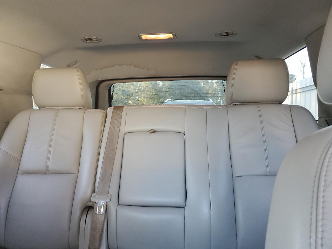 2014 GMC Yukon - Image 10