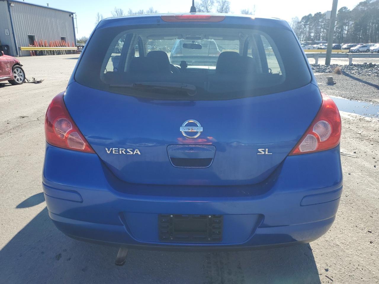 2009 Nissan Versa - Image 6