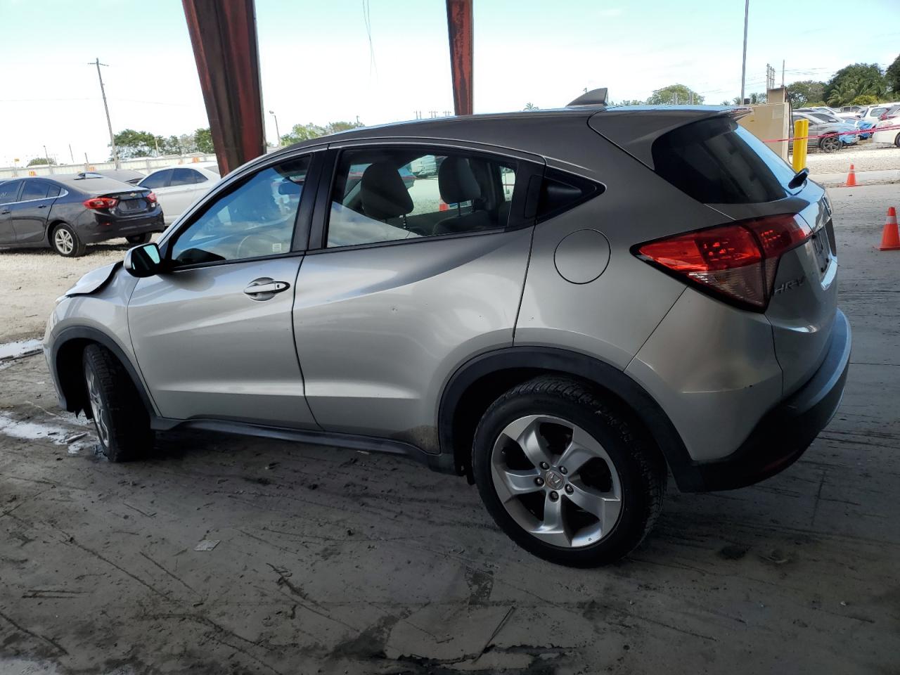 2016 Honda HR-V - Image 2