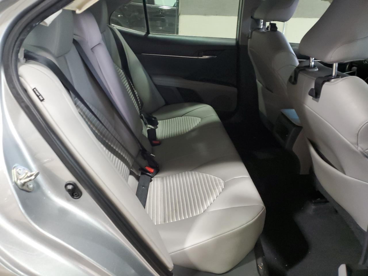 2020 Toyota Camry - Image 10