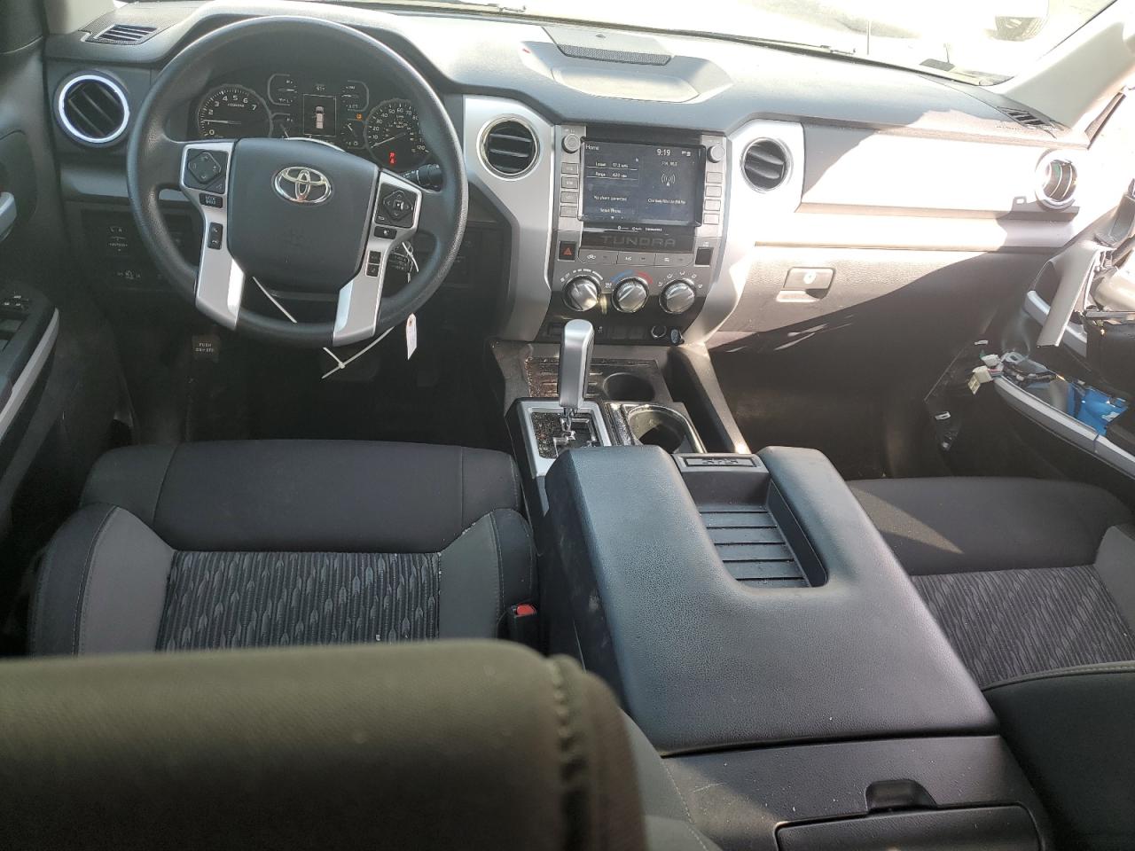 2020 Toyota Tundra - Image 8