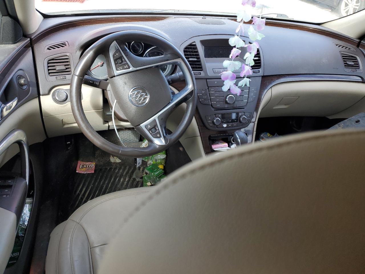 2011 Buick Regal - Image 8