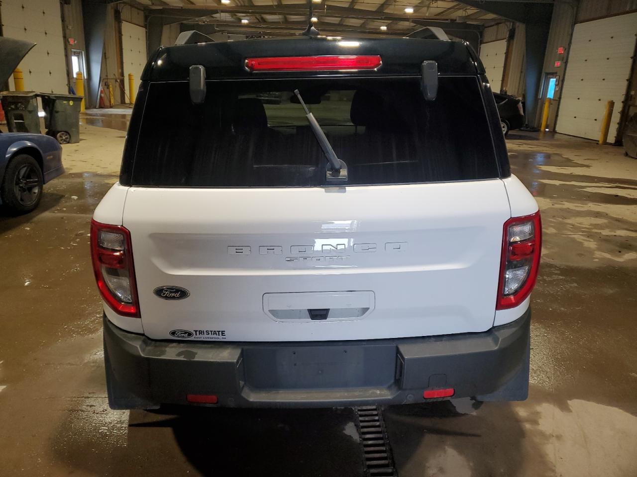 2023 Ford Bronco - Image 6