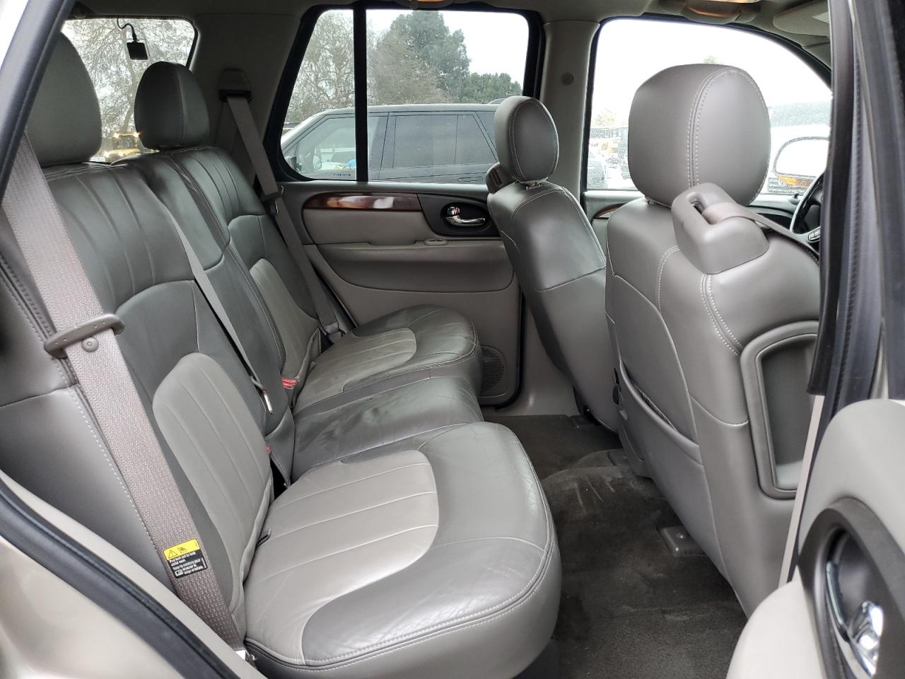 2003 GMC Envoy - Image 12