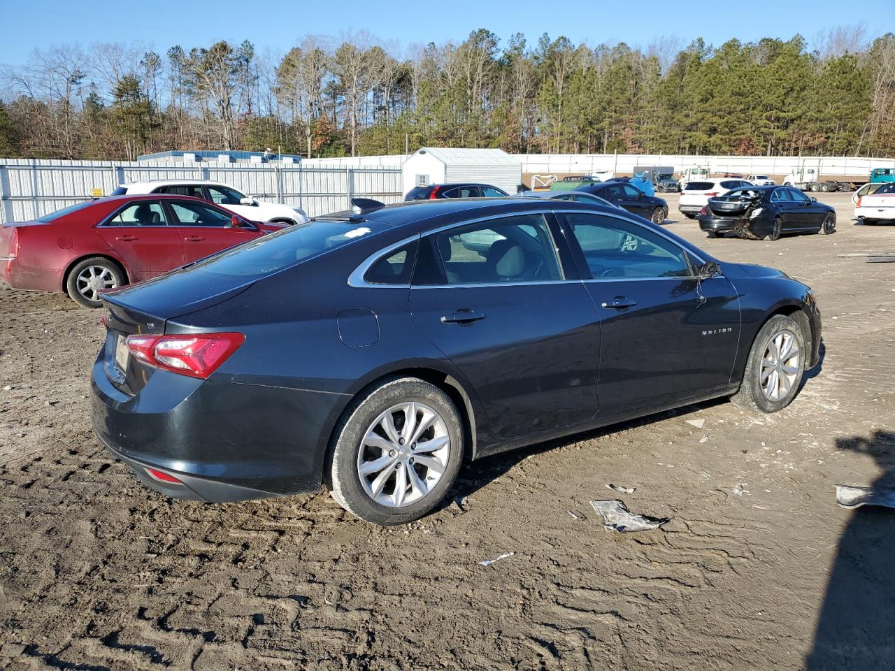 2020 Chevrolet Malibu - Image 3