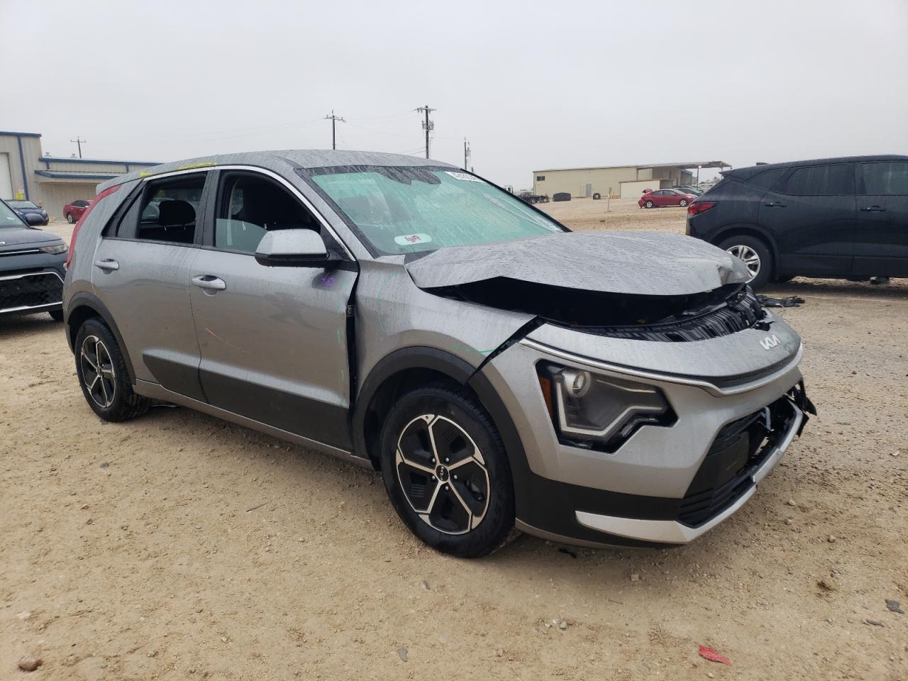 2023 Kia Niro - Image 4