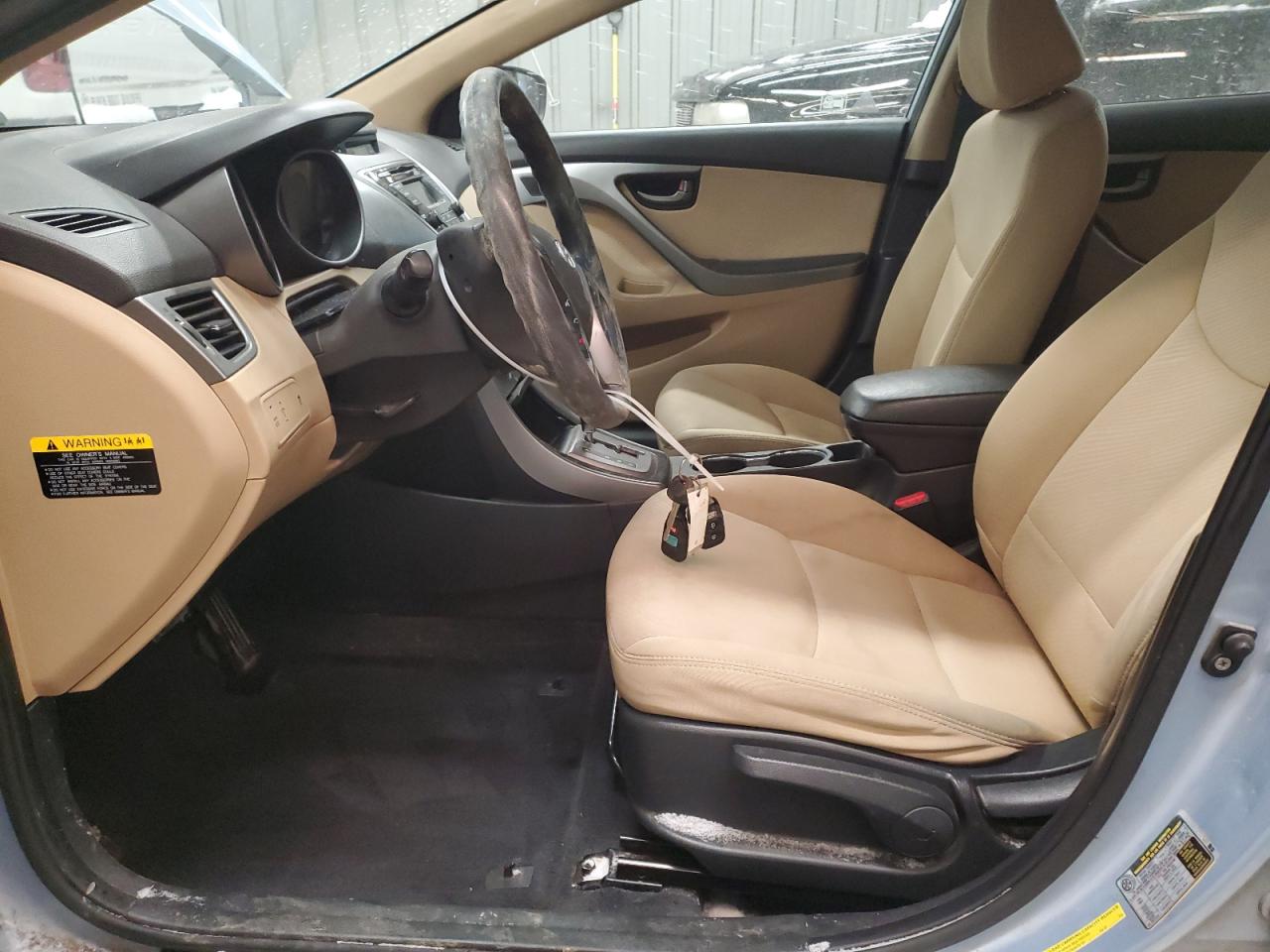 2013 Hyundai Elantra - Image 7