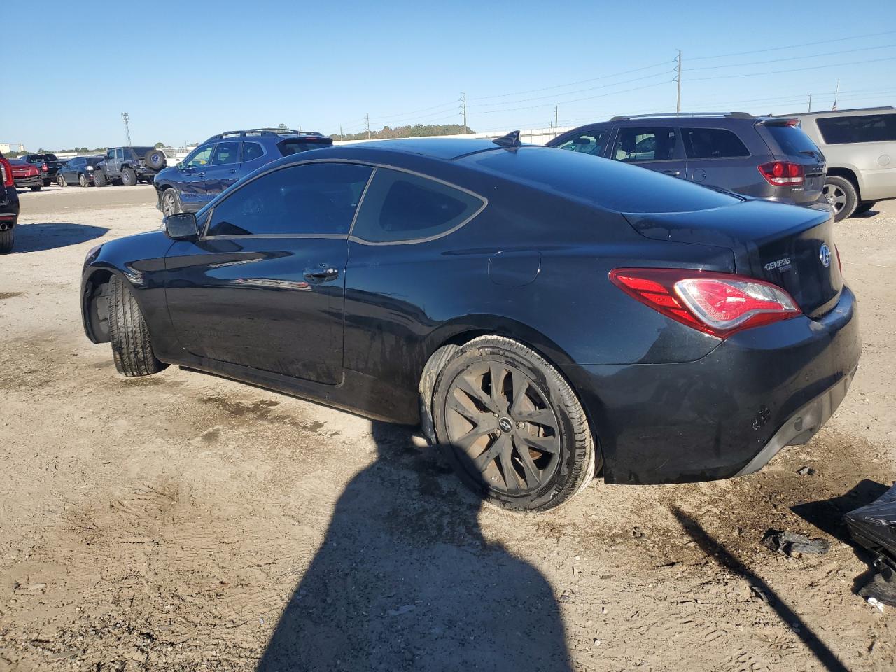 VIN KMHHU6KJ7FU123727 2015 HYUNDAI GENESIS no.2