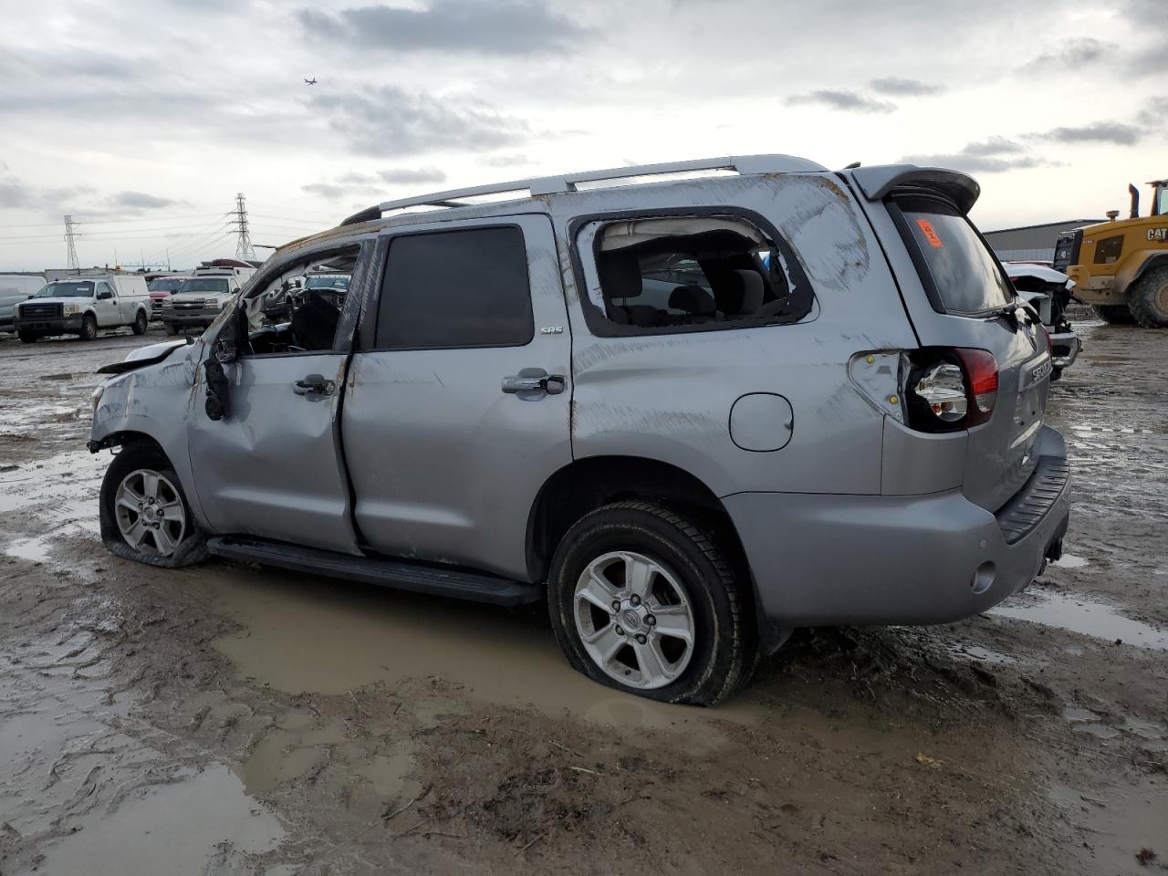 2018 Toyota Sequoia - Image 2