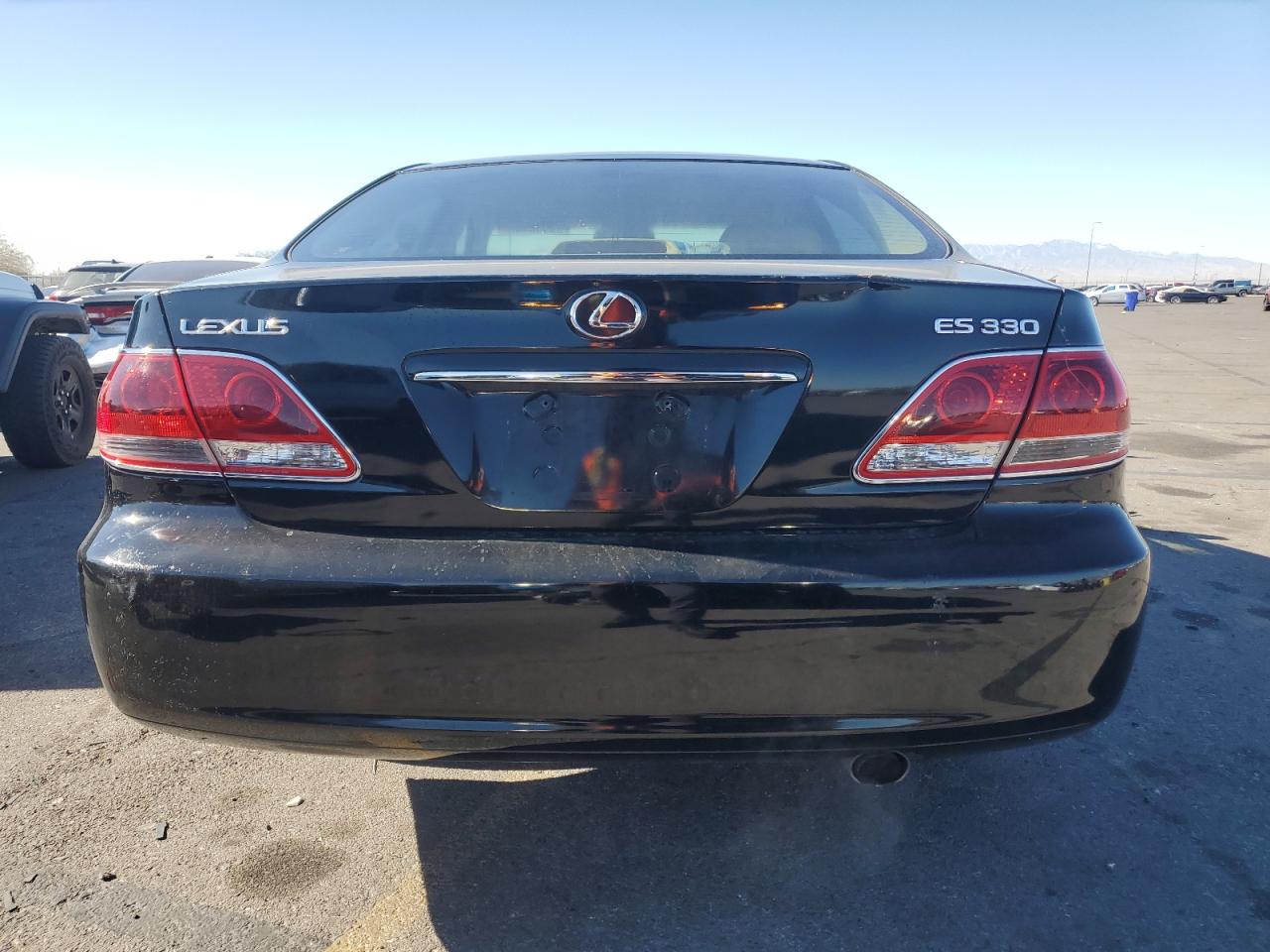2005 Lexus ES - Image 6