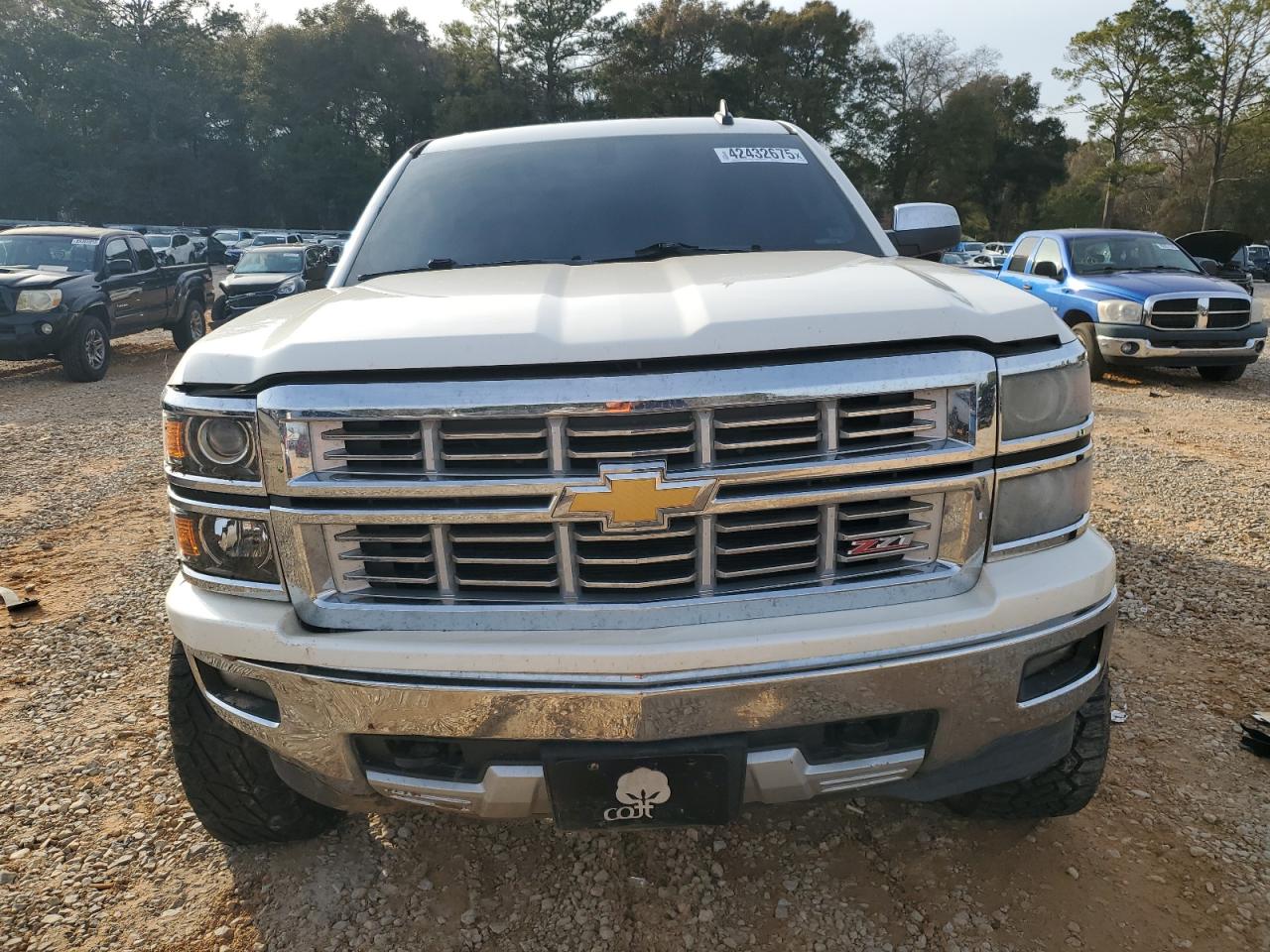 2015 Chevrolet Silverado - Image 5