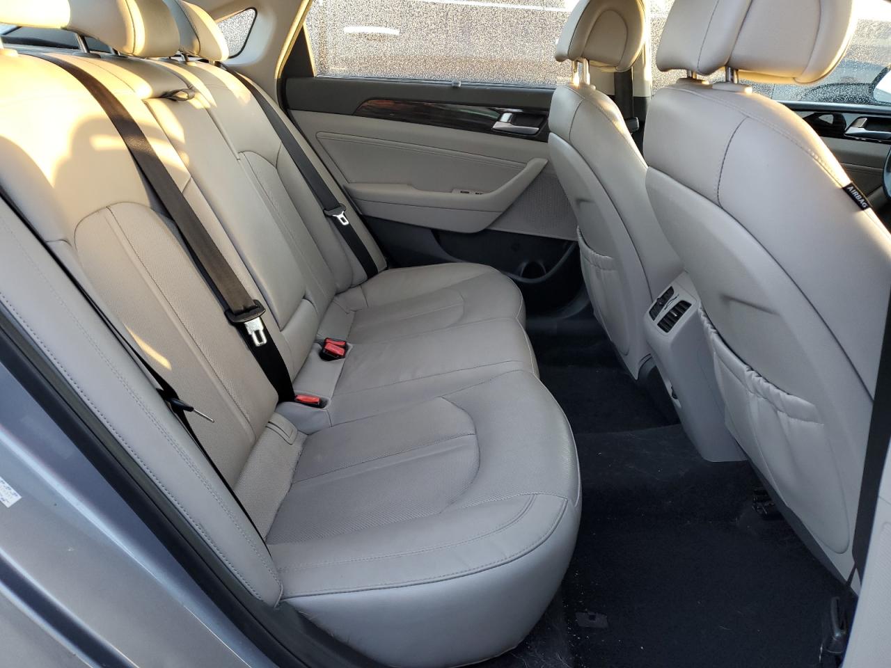 2016 Hyundai Sonata - Image 10
