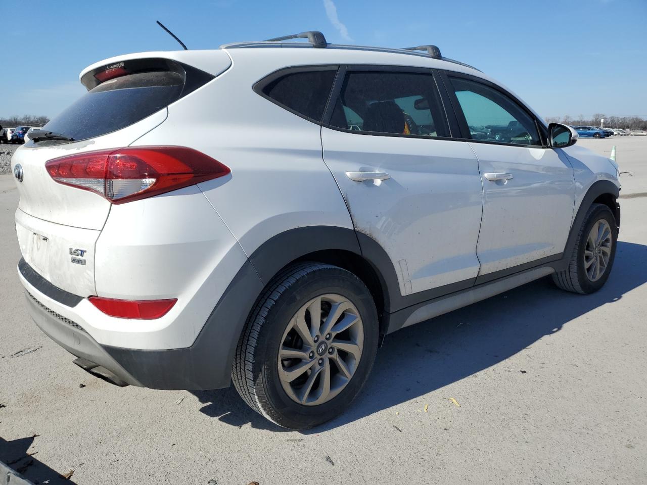 2017 Hyundai Tucson - Image 3