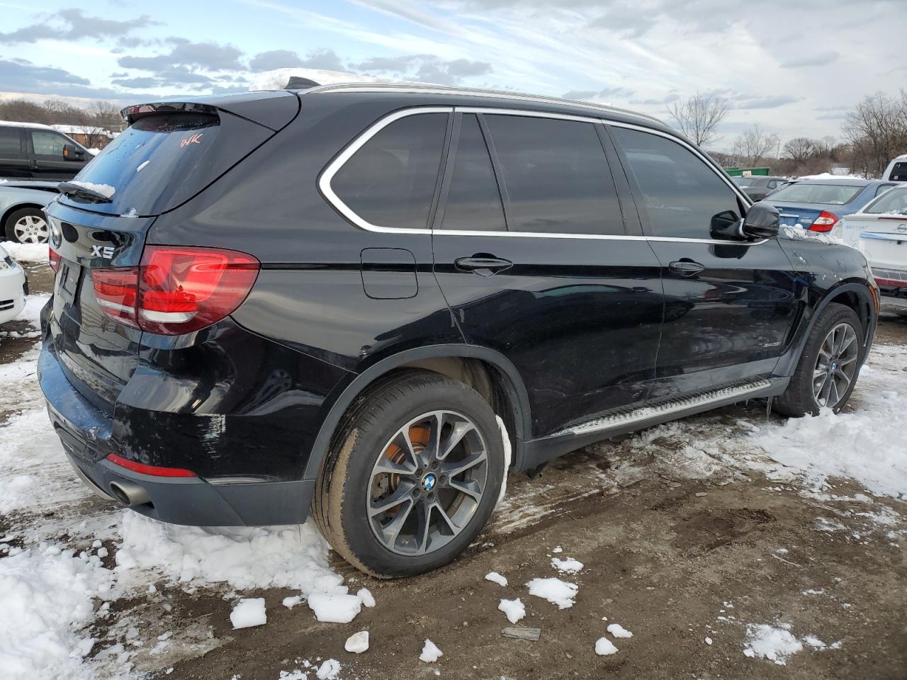 VIN 5UXKR0C52G0P32905 2016 BMW X5 no.3