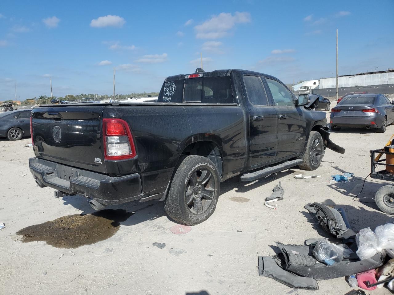 2022 RAM 1500 - Image 3