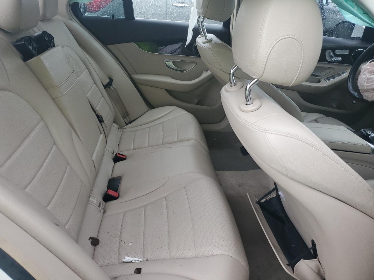 2015 Mercedes-Benz C-klasse - Image 10